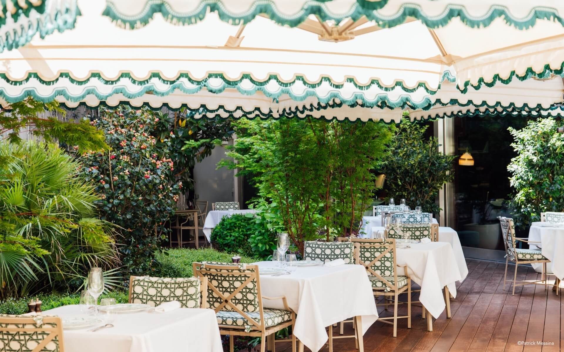 Joy restaurant at Fouquet's Paris