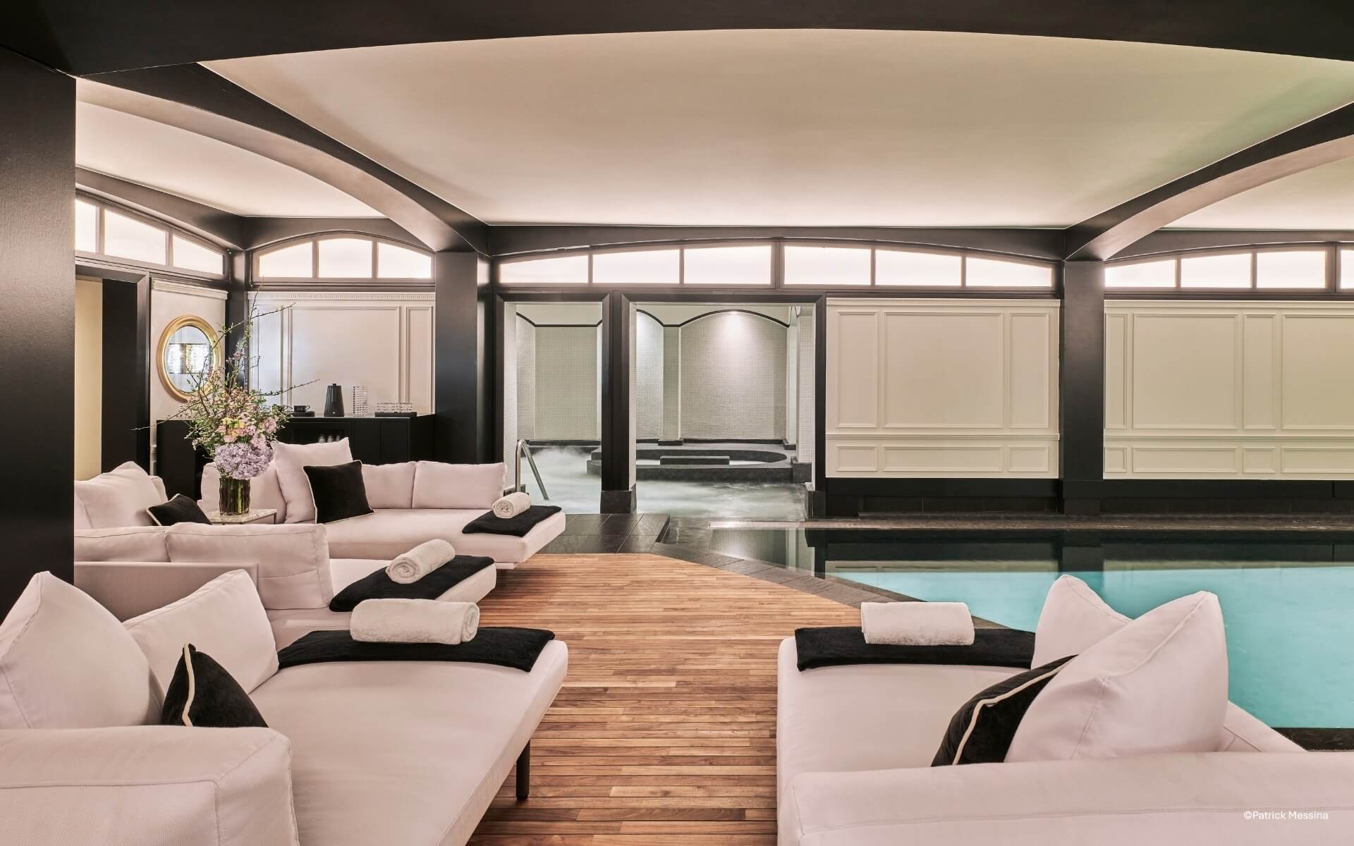 Fouquet's Paris lifestyle