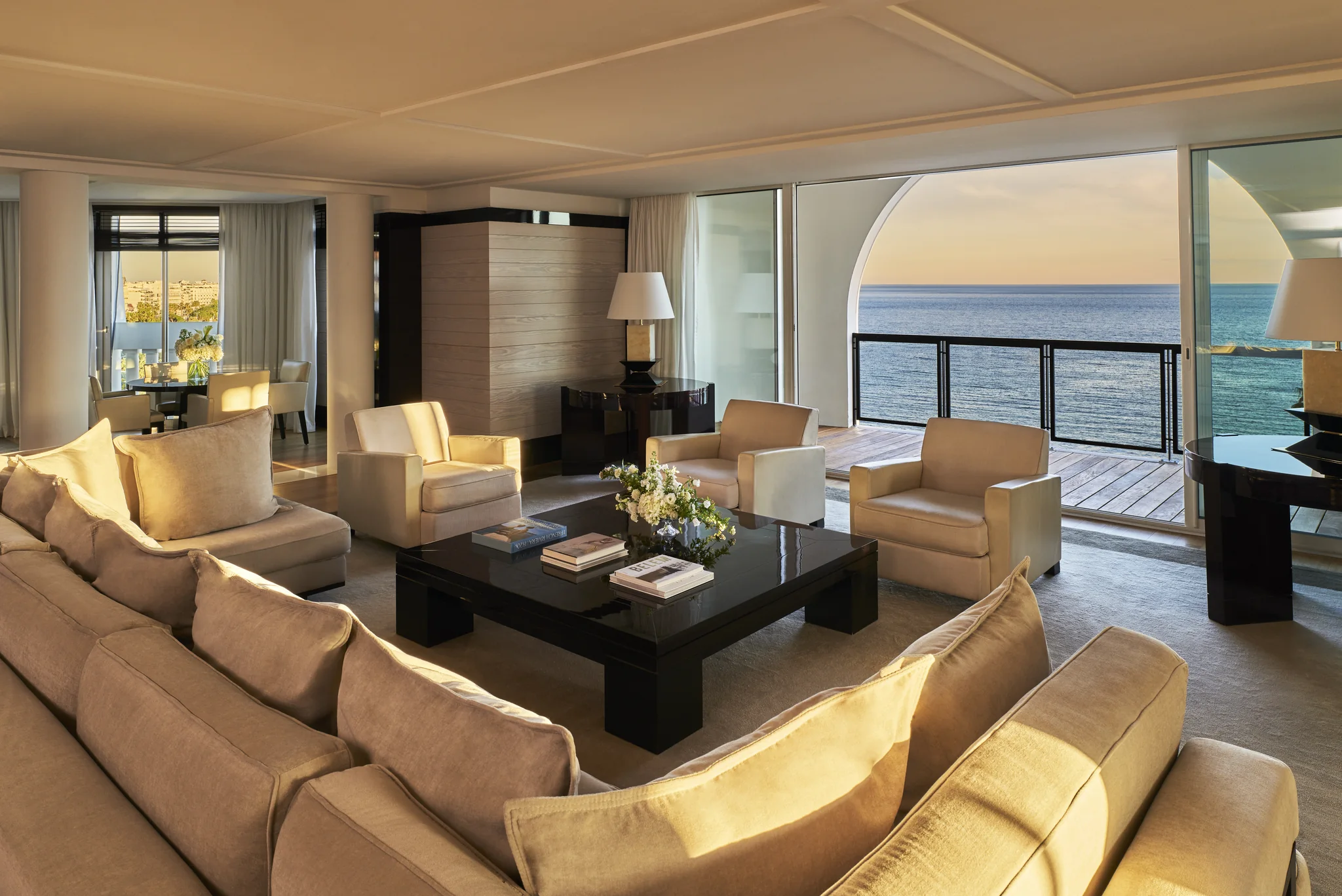 Hôtel Barrière Le Majestic signature suite