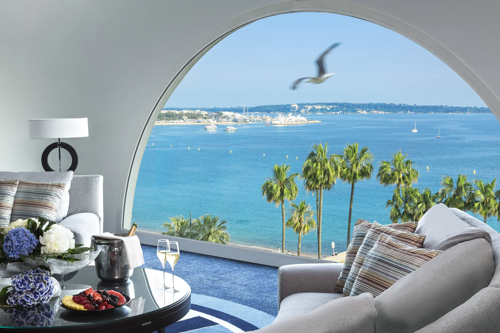 Hôtel Barrière Le Majestic signature suite