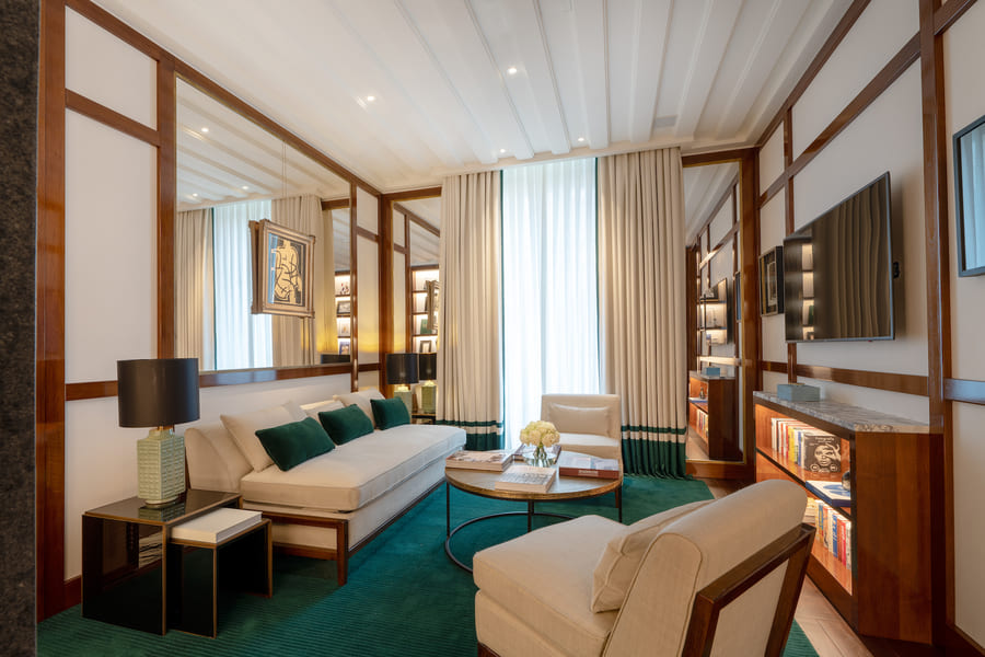 Portrait Milano signature suites image 11