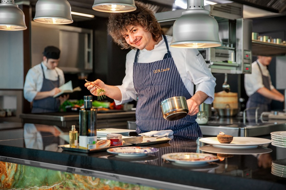 Principe Forte dei Marmi dining image 10